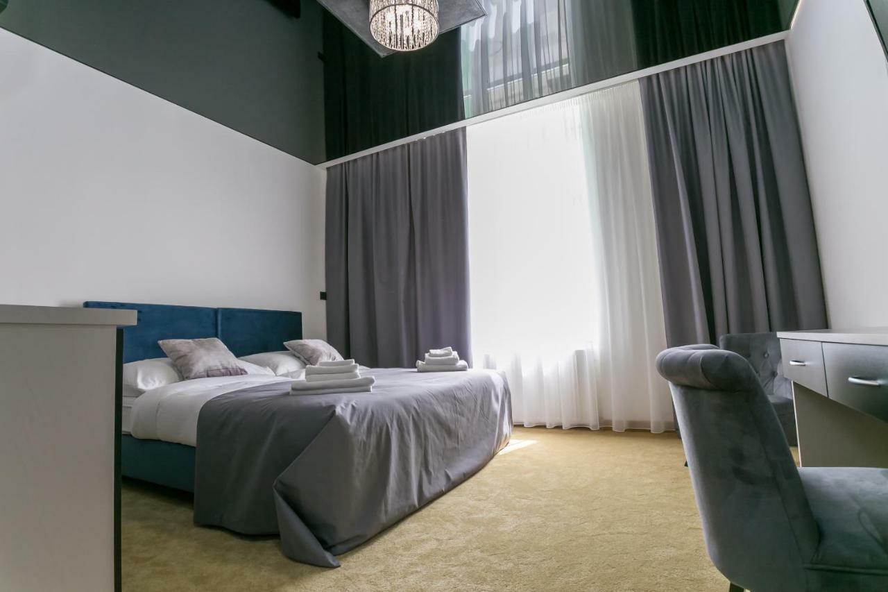 Apart Hotel Golden Apartments コシツェ エクステリア 写真
