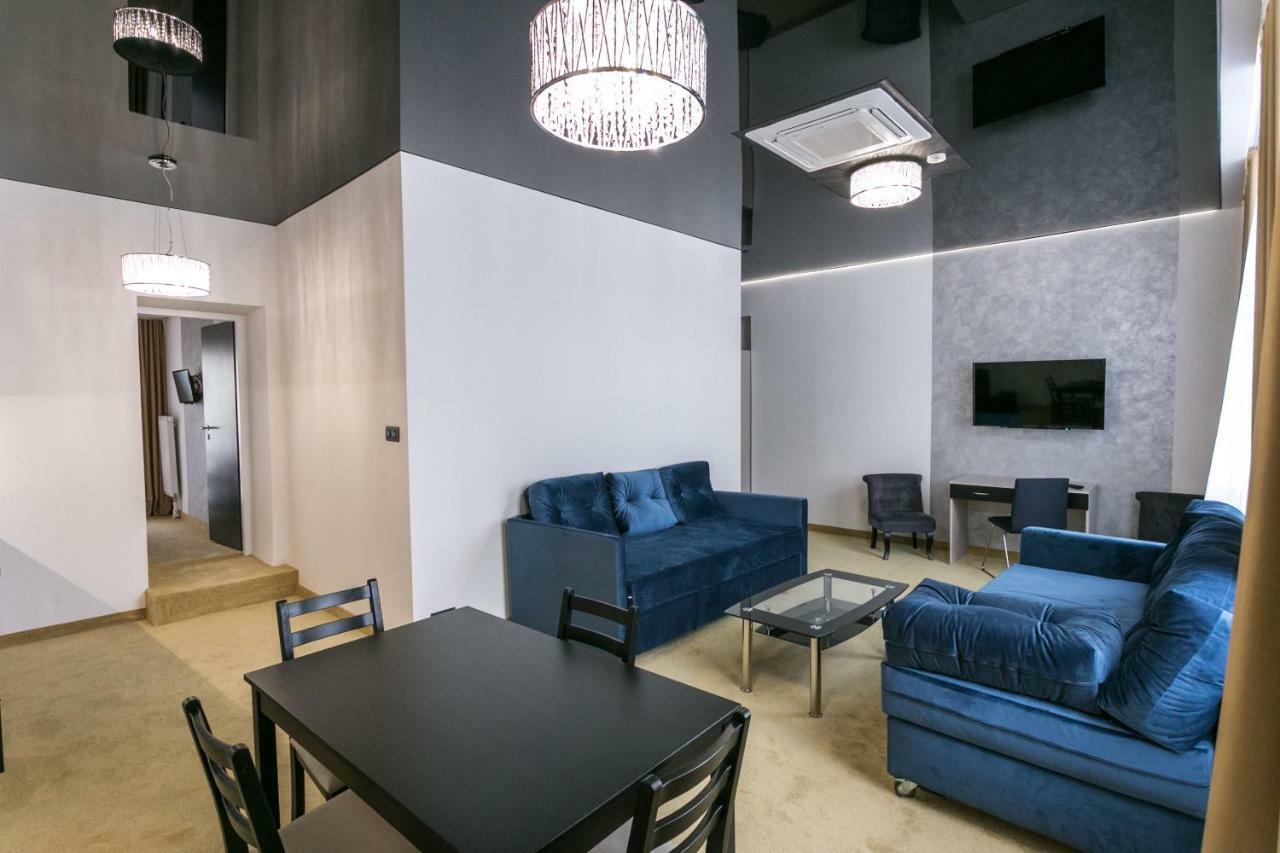 Apart Hotel Golden Apartments コシツェ エクステリア 写真