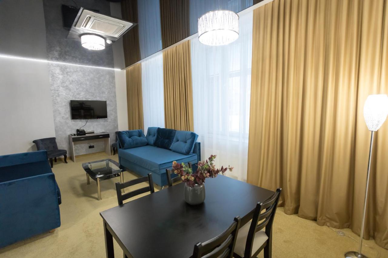Apart Hotel Golden Apartments コシツェ エクステリア 写真